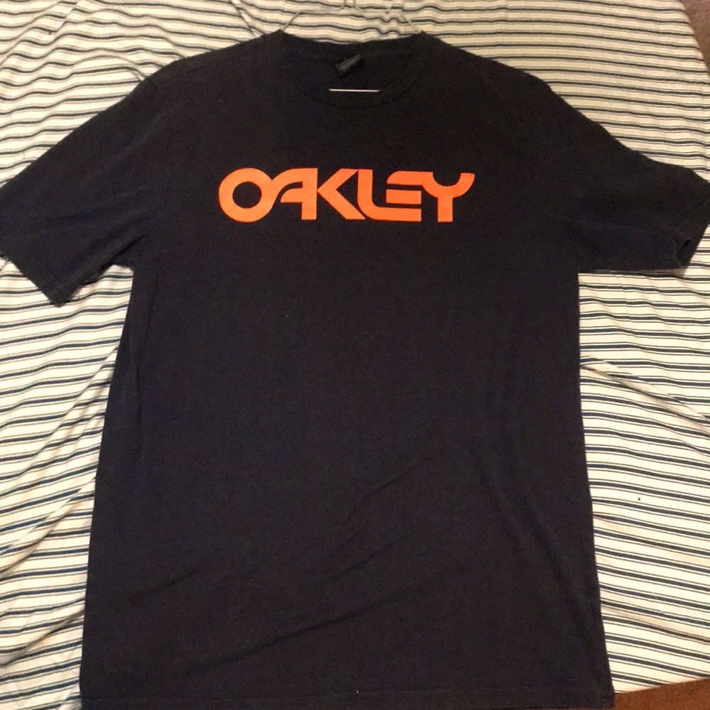Oakley Medium Black and Orange T-shirt